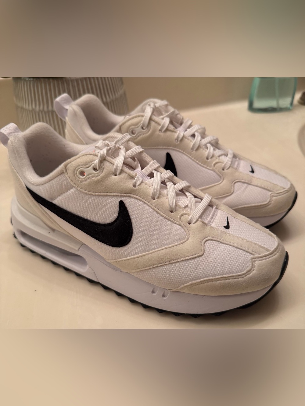 Nike Air Max Dawn - Picture 2 of 11